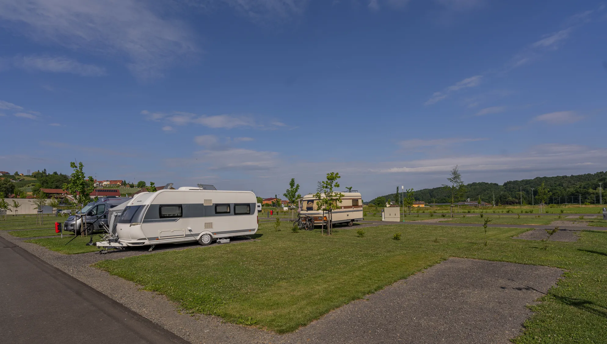 Emplacement Supérieur 110m²